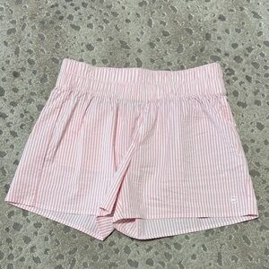 Vineyard vines shorts size medium